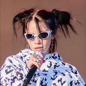 Meet your Posher, Jenny